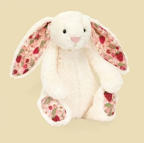 Blossom Cream Bunny 'Berry'